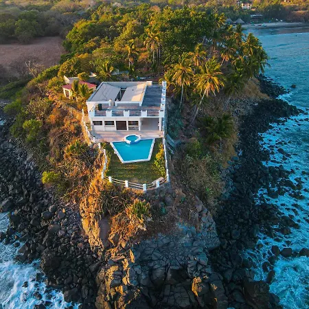 Paradise Surf Hotel-3