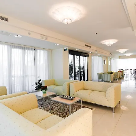 Hotel Globus-3