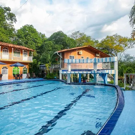 Hotel Porton de Occidente-3