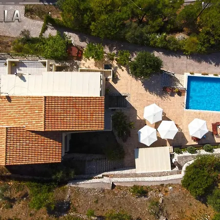 Green Villa-3