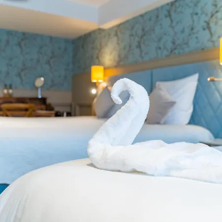 Grand Hotel Normandy By Cw Hotel Collection-2
