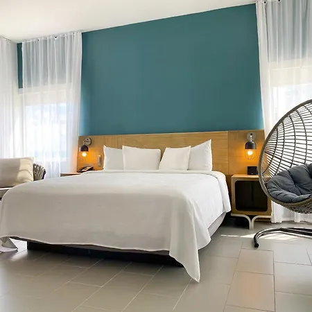 Marseilles Beachfront Hotel-3