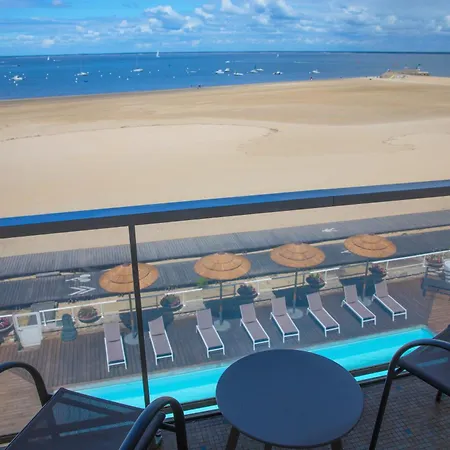 Arc Hôtel Sur Mer-2