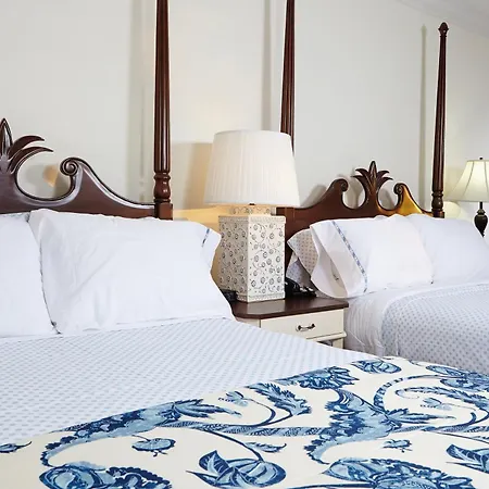 Inn At Pelican Bay-2