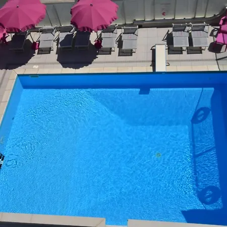 Hotel Mont Blanc-2