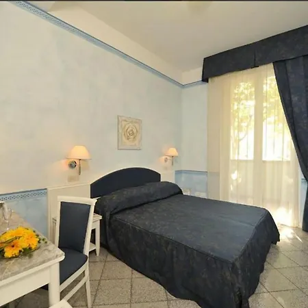 Hotel Rosalba Valentini Family Village-3