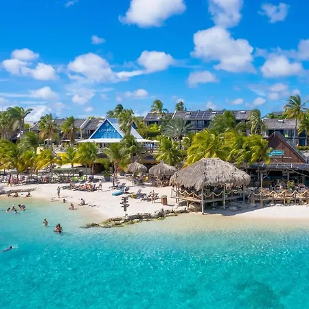 Lionsdive Beach Resort-2