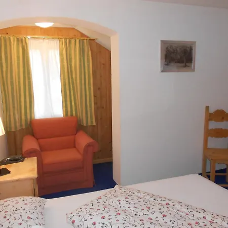 Hotel Relais Gruenwald-3