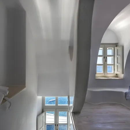 Nefeles Luxury Suites-3