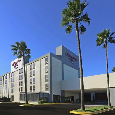 Hampton Inn Monterrey-Airport-3