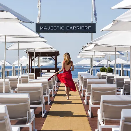 Hôtel Barrière Le Majestic Cannes-3
