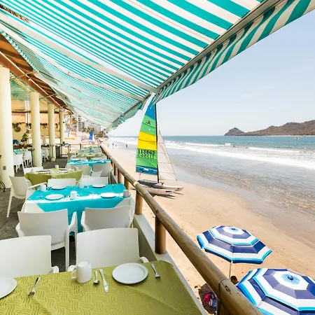 Costa de Oro Beach Hotel-3