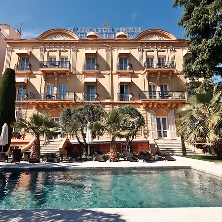 Golden Tulip Cannes Hotel De Paris-2