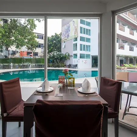 Pattaya Discovery Beach Hotel-2