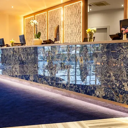 The Connacht Hotel-3