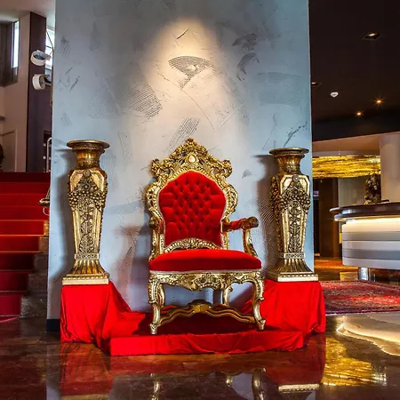 Hotel Cesare Augustus-3