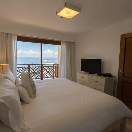 The Bannister Hotel & Yacht Club-3
