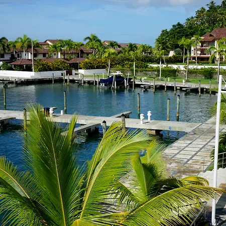 The Bannister Hotel & Yacht Club-2