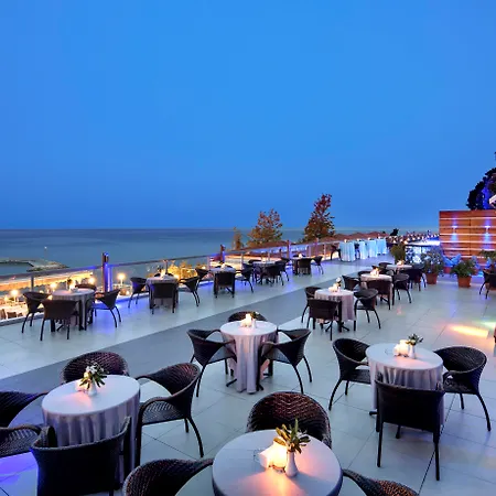 Pine Bay Holiday Resort-3