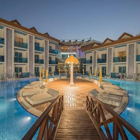 Ocean Blue High Class Hotel & Spa-3