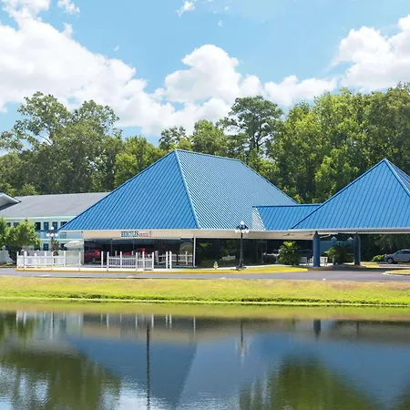 Days Inn By Wyndham Savannah Airport-2
