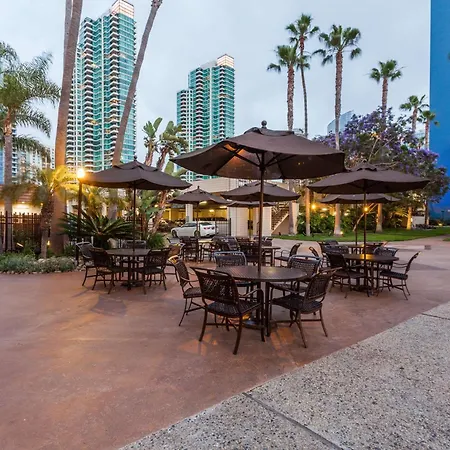 Wyndham San Diego Bayside-3