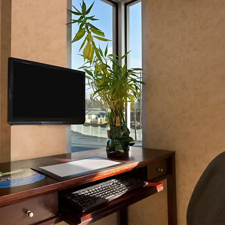 Super 8 By Wyndham Austin Downtown/Capitol Area-3