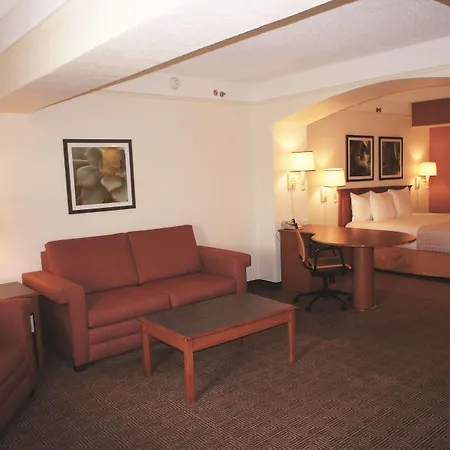La Quinta Inn By Wyndham Austin Capitol / Downtown-2
