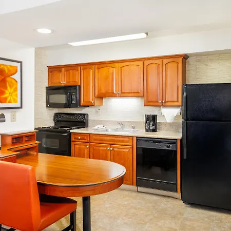 Clementine Hotel & Suites Anaheim-3