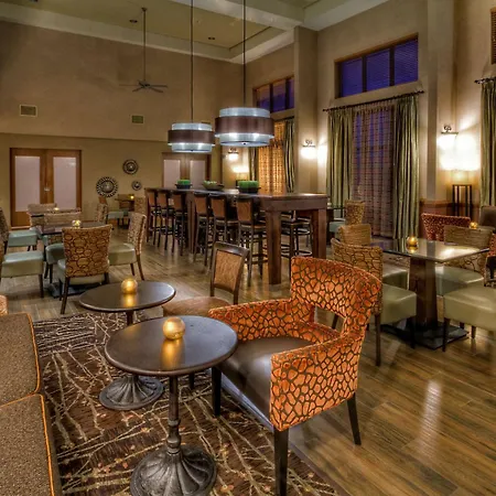 Hampton Inn & Suites Kalamazoo-Oshtemo-3