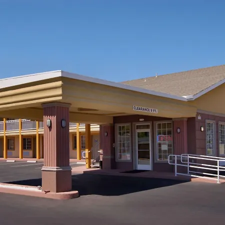 Days Inn By Wyndham Ukiah-2