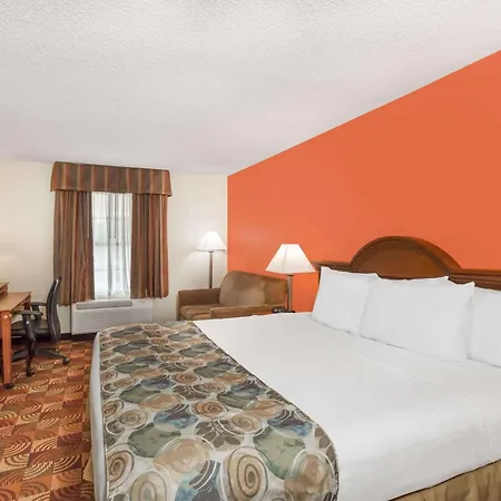 Days Inn By Wyndham Shallotte-3