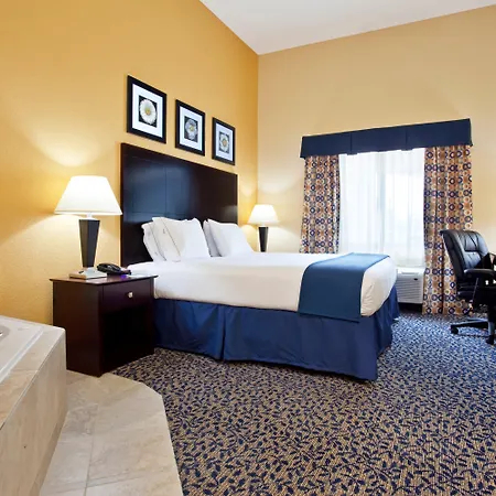 Holiday Inn Express & Suites Akron Regional Airport Area By Ihg-3