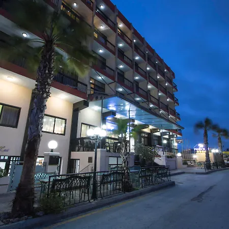 Canifor Hotel-2