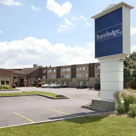 Travelodge By Wyndham Ottawa East-3