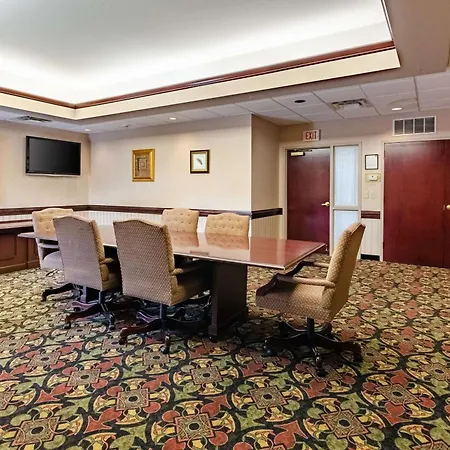 Quality Inn & Suites Abingdon-2