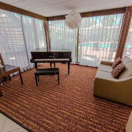 Ramada By Wyndham Houston Intercontinental Airport East-3