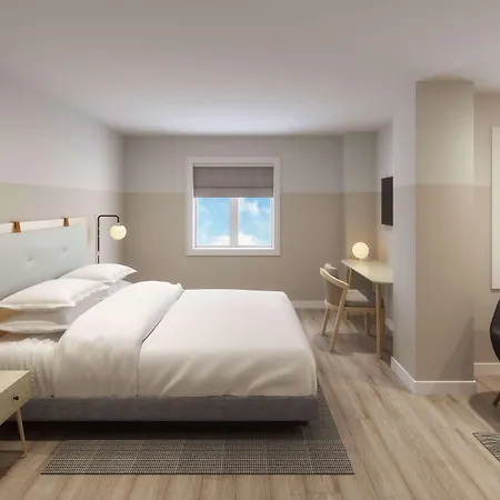 Hampton By Hilton Grand Cayman Seven Mile Beach-3
