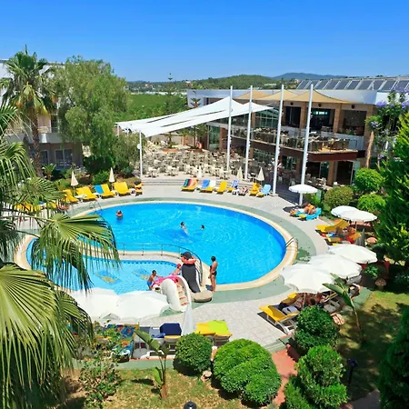 Club Mermaid Village-2