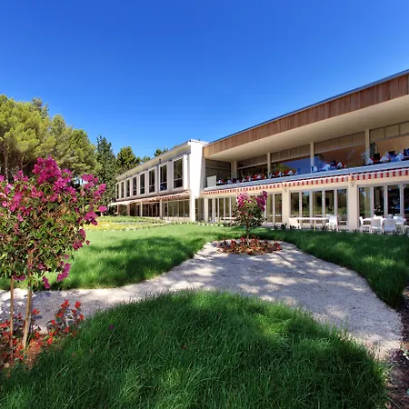 Crvena Luka Resort-3