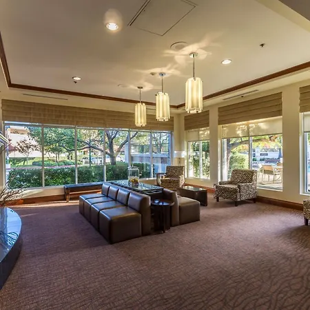 Hilton Garden Inn Fairfield-3