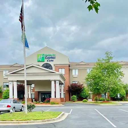 Holiday Inn Express & Suites Reidsville By Ihg-3