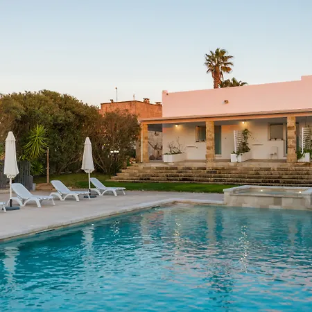 Relais Masseria Casina Dei Cari-2