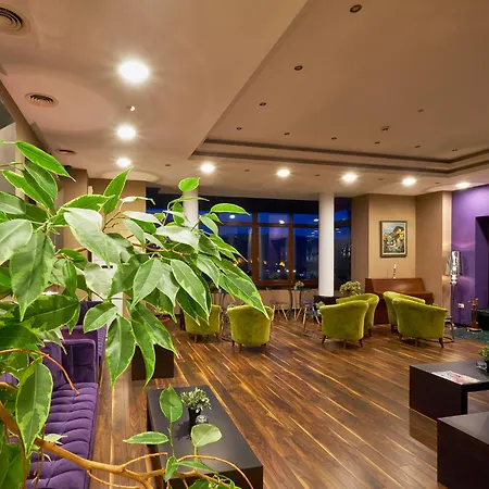 Yantra Grand Hotel-3