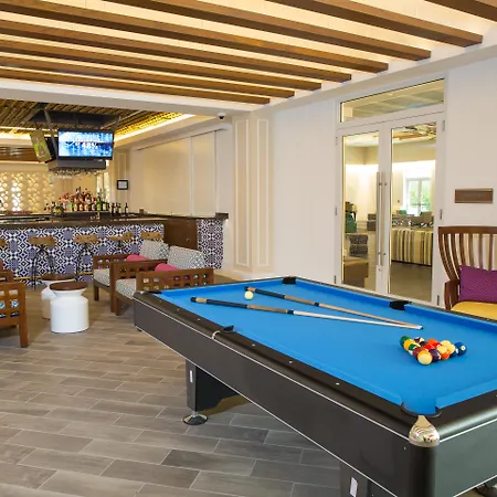 Warwick Paradise Island Bahamas (Adults Only)-3