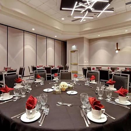 Embassy Suites Charleston-3