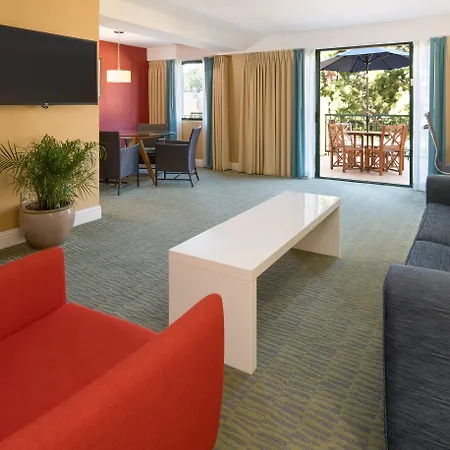 Crowne Plaza Cabana Hotel By Ihg-3