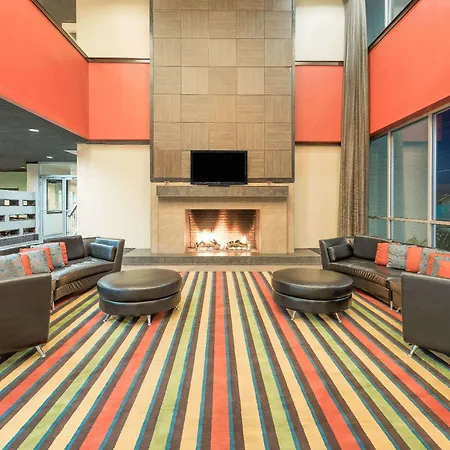 Wyndham Garden Midland-2