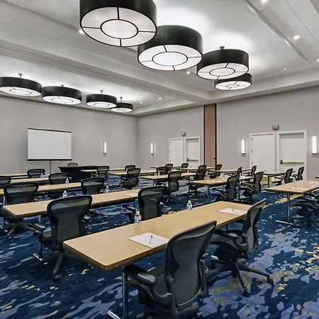 Hilton Peachtree City Atlanta Hotel & Conference Center-3