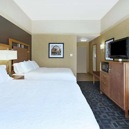 Hampton Inn Clinton-3